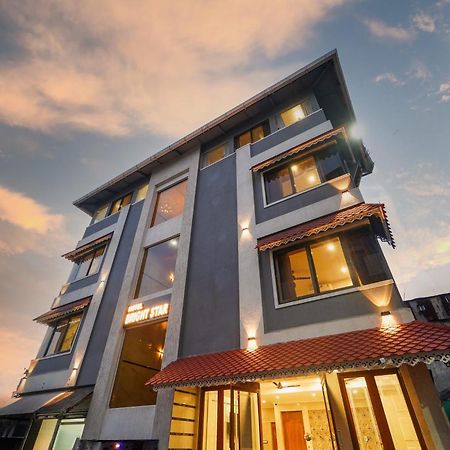 Hotel Bright Star Mahābaleshwar Exterior foto