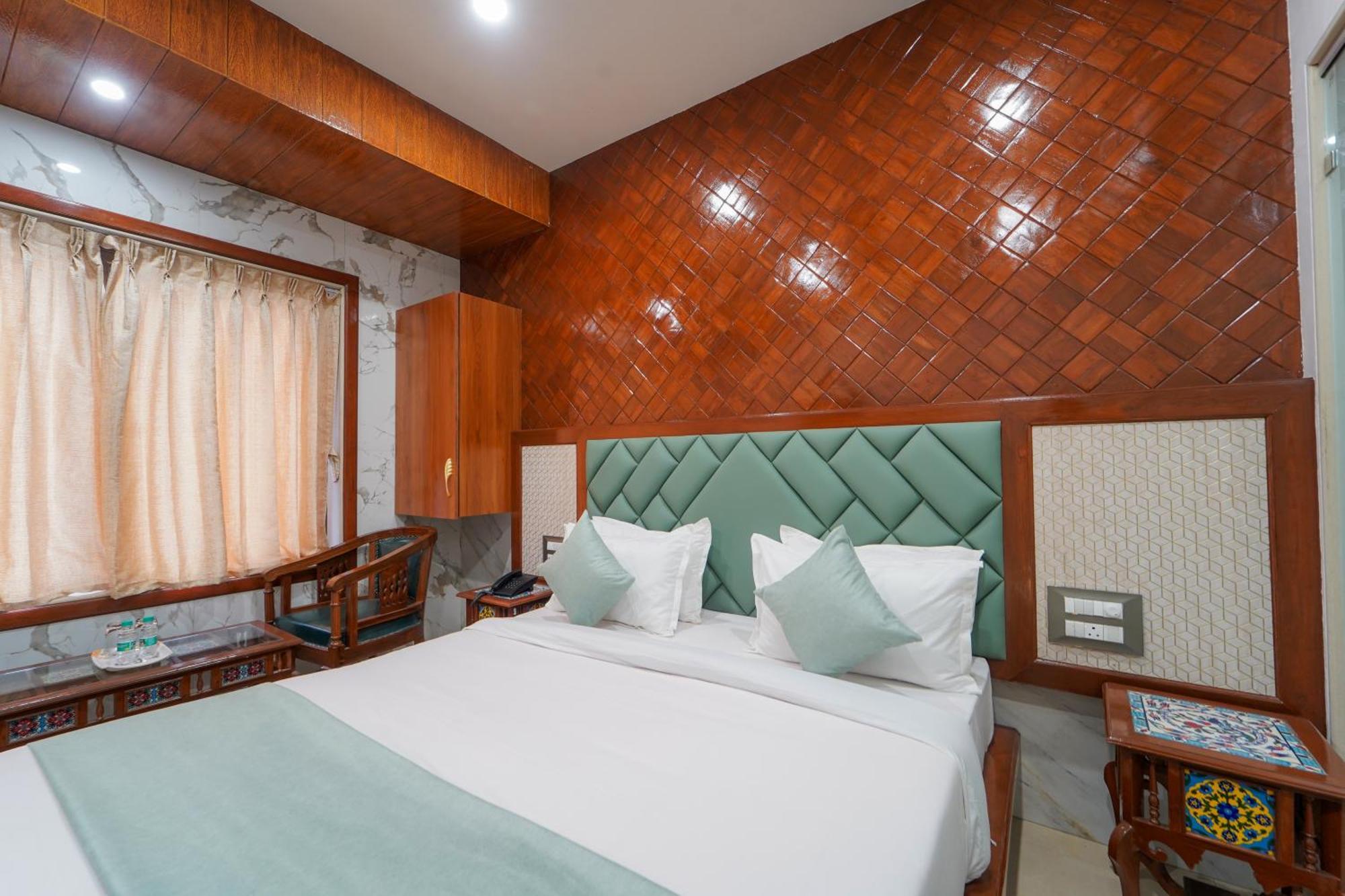 Hotel Bright Star Mahābaleshwar Exterior foto