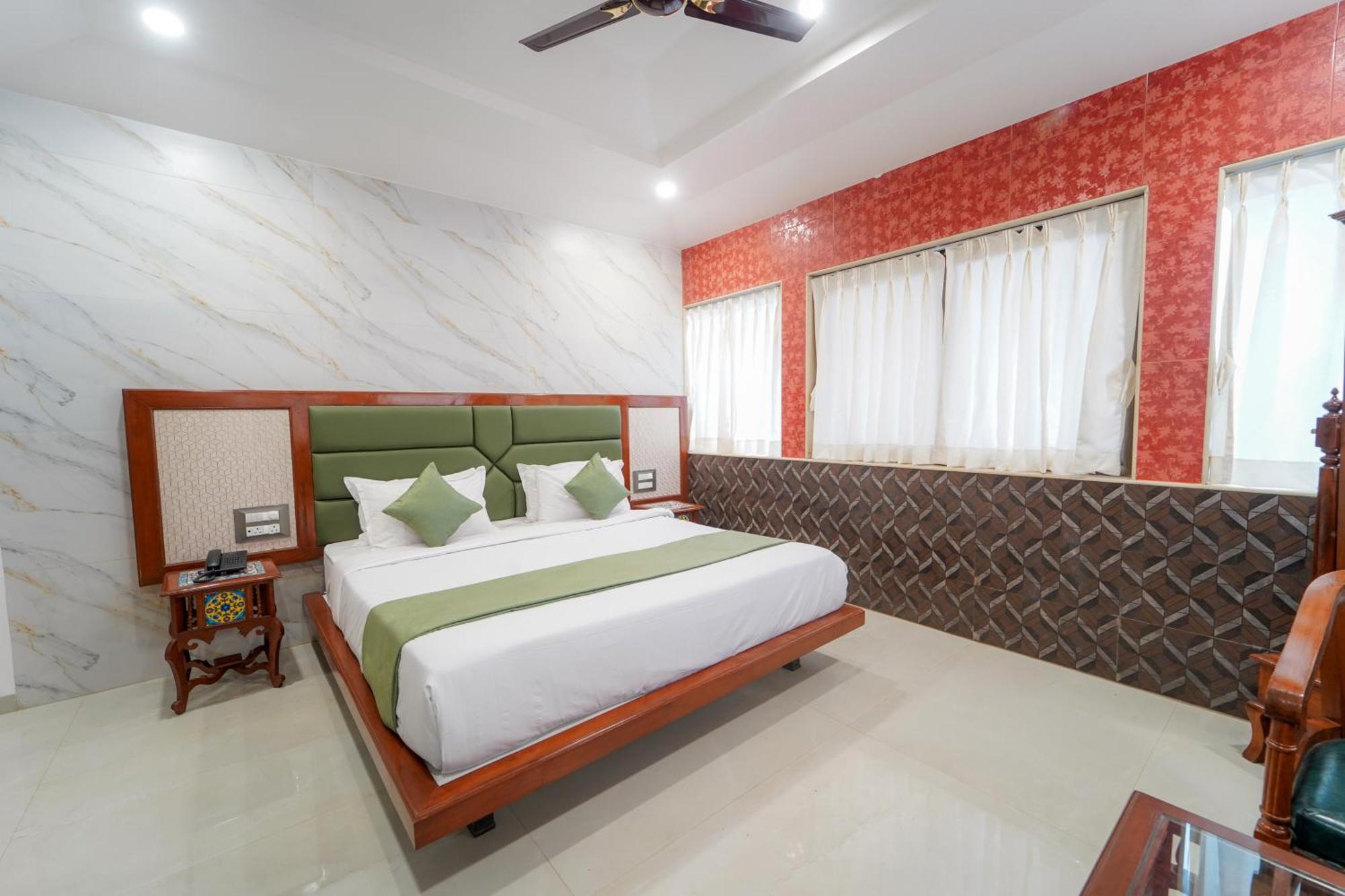 Hotel Bright Star Mahābaleshwar Exterior foto